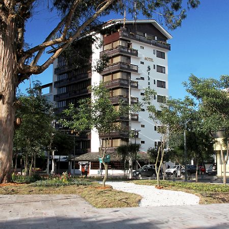 Hotel Selina Quito Esterno foto