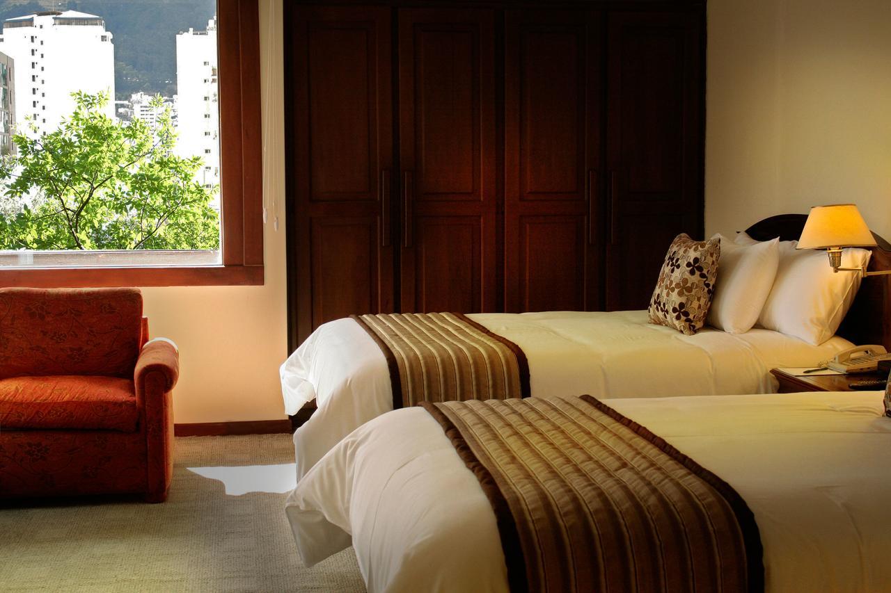 Hotel Selina Quito Esterno foto