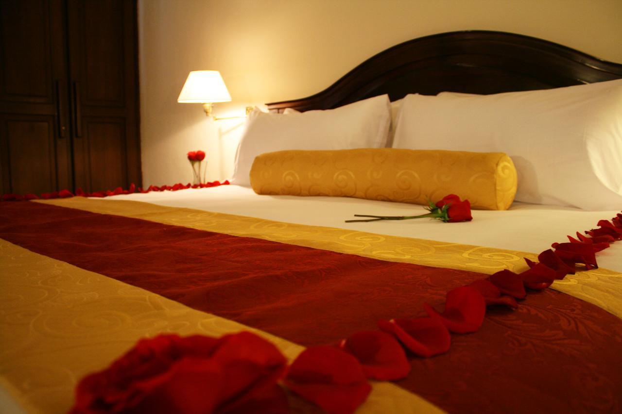 Hotel Selina Quito Esterno foto